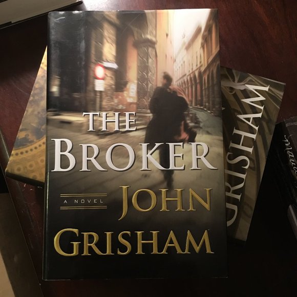 JOHN GRISHAM Hardcover Book THE BROKER - Picture 2 of 6
